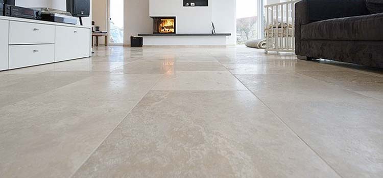 Carrelage en pierre naturel pour donner du cachet à une pièce