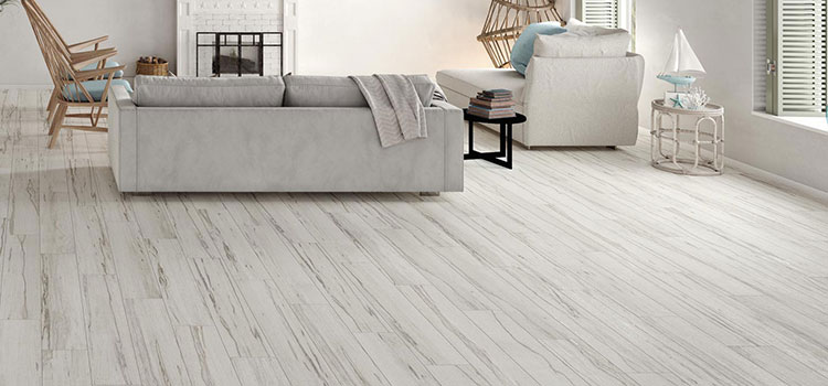 carrelage effet parquet clair