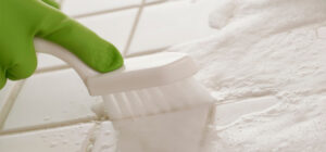 Comment réussir le décapage de son carrelage ? | Blog Carrelage | Blog ...